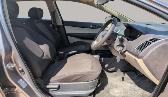 2012 Hyundai i20 SPORTZ 1.4 CRDI, Diesel, Manual, 36,356 km, Right Side Front Door Cabin