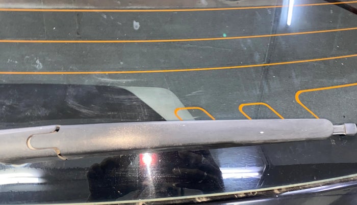 2019 Ford New Figo TITANIUM 1.2 PETROL MT, Petrol, Manual, 1,24,066 km, Rear Wiper