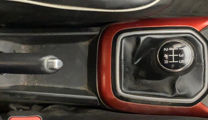 2018 Maruti IGNIS ZETA 1.2, Petrol, Manual, 95,604 km, Gear Lever