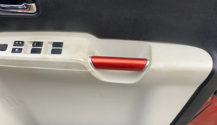 2018 Maruti IGNIS ZETA 1.2, Petrol, Manual, 95,604 km, Driver Side Door Panels Control