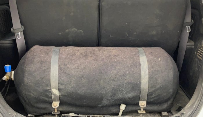 2016 Honda BR-V 1.5L I-VTEC V, CNG, Manual, 93,081 km, Boot Inside