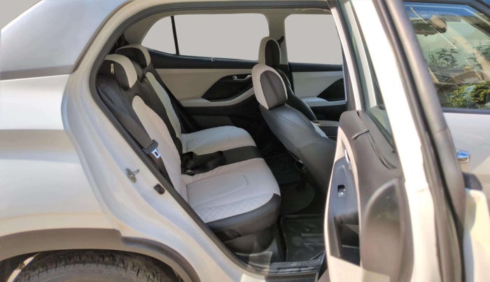 2022 Hyundai Creta SX IVT 1.5 PETROL, Petrol, Automatic, 34,413 km, Right Side Rear Door Cabin