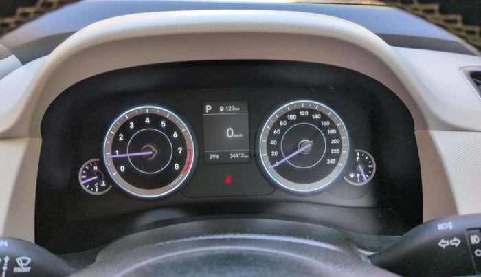 2022 Hyundai Creta SX IVT 1.5 PETROL, Petrol, Automatic, 34,413 km, Odometer Image