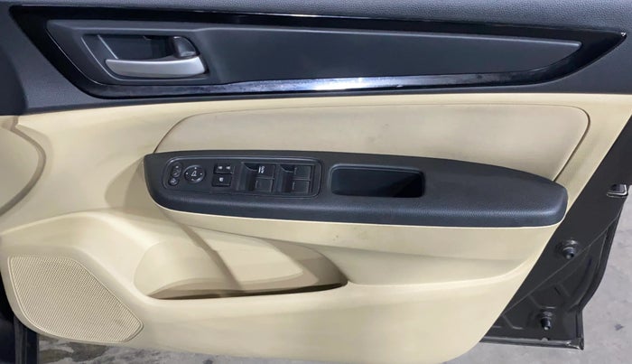 2020 Honda Amaze 1.2L I-VTEC VX CVT, Petrol, Automatic, 33,811 km, Driver Side Door Panels Control