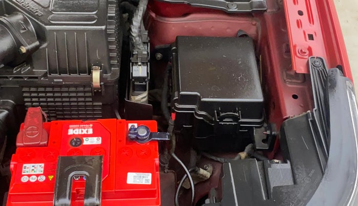 2019 Mahindra XUV300 W8 (O) 1.5 DIESEL, Diesel, Manual, 72,217 km, Engine View - Left