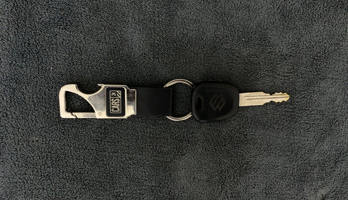 2019 Maruti Alto LXI O, Petrol, Manual, 1,02,424 km, Key Close Up