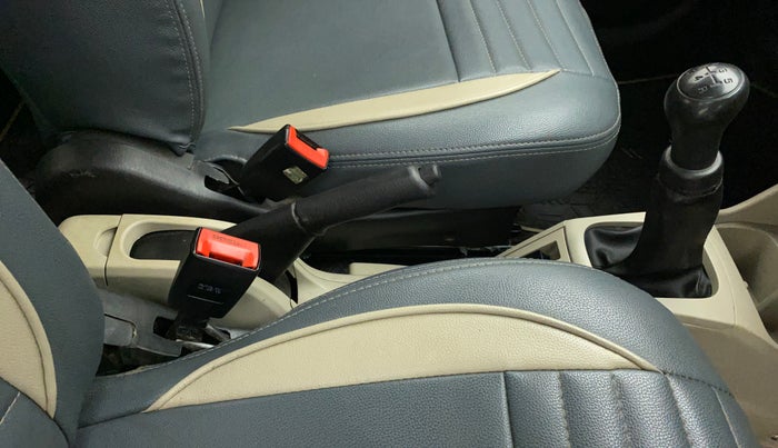 2019 Maruti Alto LXI O, Petrol, Manual, 1,02,424 km, Gear Lever