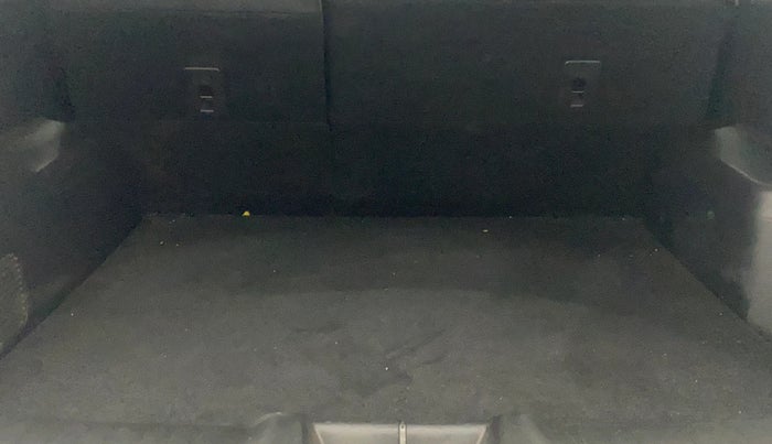 2022 MG HECTOR SHARP 1.5 PETROL CVT, Petrol, Automatic, 24,061 km, Boot Inside