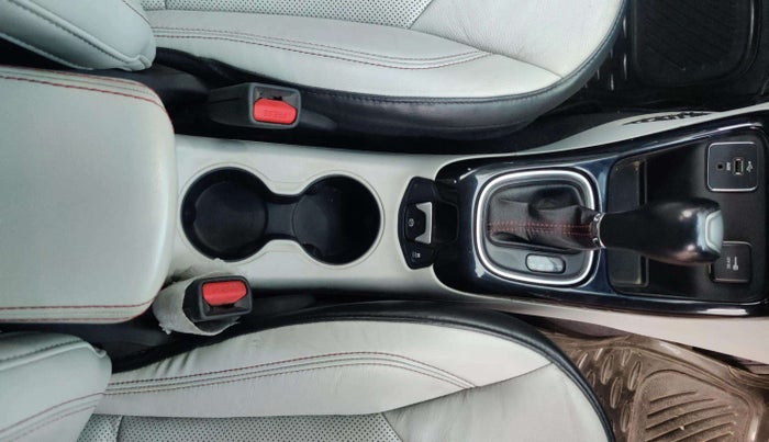 2019 Jeep Compass LIMITED PLUS PETROL AT, Petrol, Automatic, 43,779 km, Gear Lever