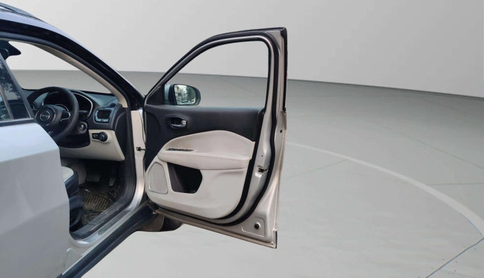 2019 Jeep Compass LIMITED PLUS PETROL AT, Petrol, Automatic, 43,779 km, RHS Front Door