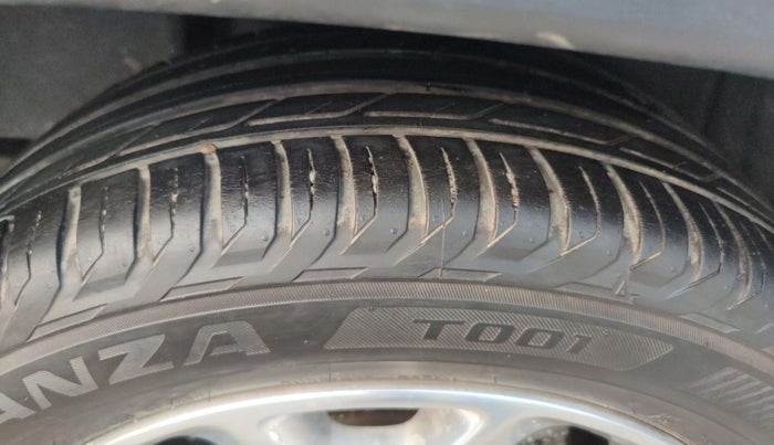 2019 Jeep Compass LIMITED PLUS PETROL AT, Petrol, Automatic, 43,779 km, Right Rear Tyre Tread