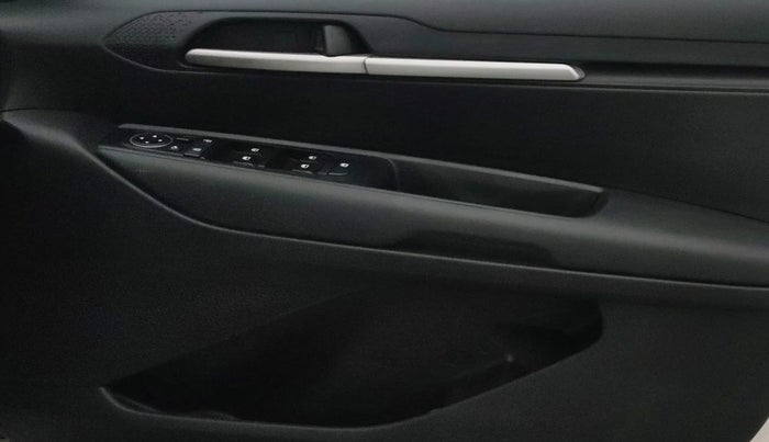 2021 KIA SONET HTK PLUS 1.2, Petrol, Manual, 42,005 km, Driver Side Door Panels Control