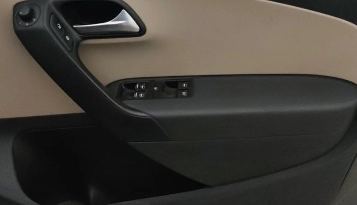 2013 Volkswagen Polo COMFORTLINE 1.2L PETROL, Petrol, Manual, 66,817 km, Driver Side Door Panels Control