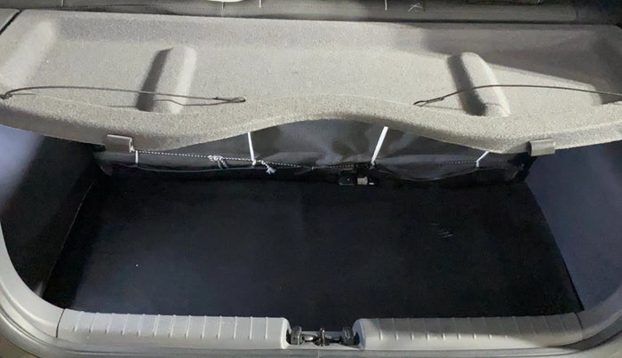 2025 Hyundai GRAND I10 NIOS Sportz (O) 1.2 Kappa AMT, Petrol, Automatic, 7,112 km, Boot Inside