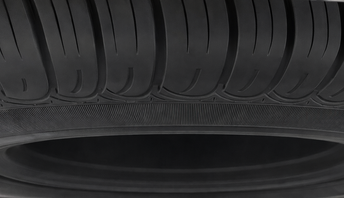 2016 Mahindra XUV500 W6 AT, Diesel, Automatic, 76,499 km, Spare Tyre