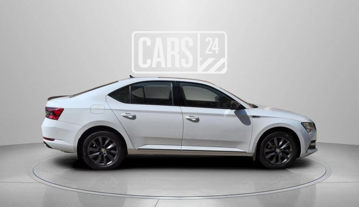 2021 Skoda Superb Sportline AT , Petrol, Automatic, 36,554 km, Right Side View