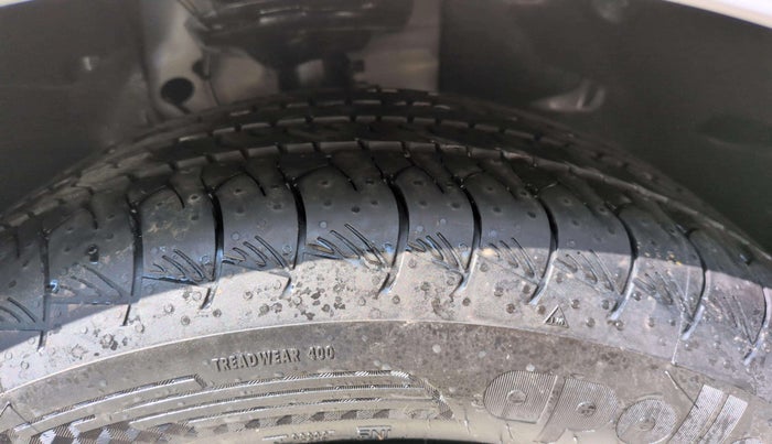 2021 Skoda Superb Sportline AT , Petrol, Automatic, 36,554 km, Right Rear Tyre Tread