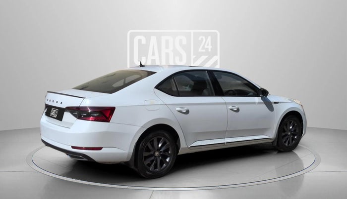 2021 Skoda Superb Sportline AT , Petrol, Automatic, 36,554 km, Right Back Diagonal