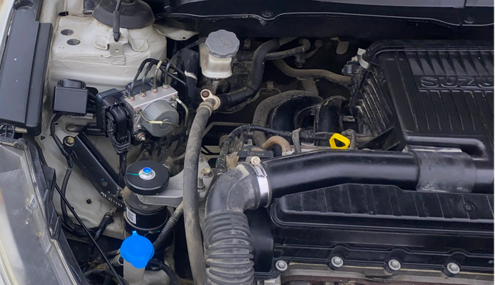 2018 Maruti Ciaz DELTA 1.4 MT PETROL, Petrol, Manual, 1,48,426 km, Engine View - Right