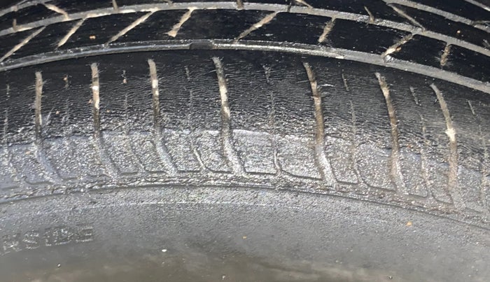 2017 Maruti Baleno ZETA PETROL 1.2, Petrol, Manual, 46,257 km, Right Rear Tyre Tread