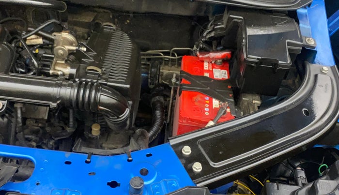 2021 Renault Kiger RXT AMT DUAL TONE, Petrol, Automatic, 38,623 km, Engine View - Left