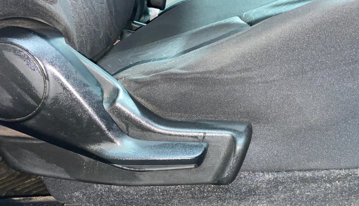 2017 Maruti IGNIS ZETA 1.2 AMT, Petrol, Automatic, 1,07,816 km, Driver Side Adjustment Panel