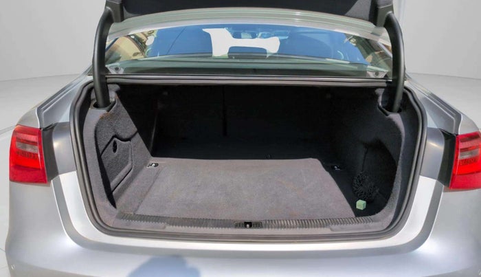 2015 Audi A6 35 TDI S LINE, Diesel, Automatic, 68,924 km, Boot Inside