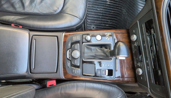 2015 Audi A6 35 TDI S LINE, Diesel, Automatic, 68,924 km, Gear Lever