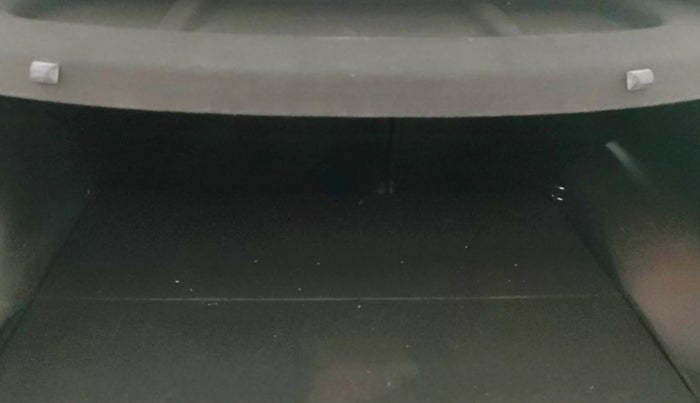 2017 Hyundai Creta SX PLUS AT 1.6 PETROL, Petrol, Automatic, 54,350 km, Boot Inside