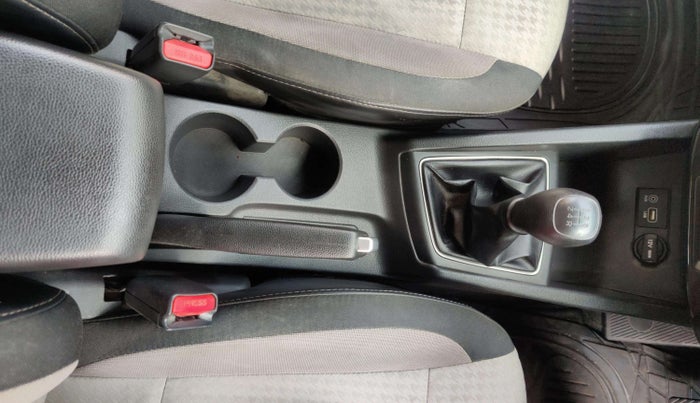 2018 Hyundai Elite i20 MAGNA EXECUTIVE 1.2, Petrol, Manual, 43,862 km, Gear Lever