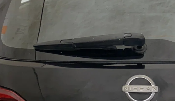 2023 Nissan MAGNITE XV PREMIUM TURBO CVT, Petrol, Automatic, 18,724 km, Rear Wiper