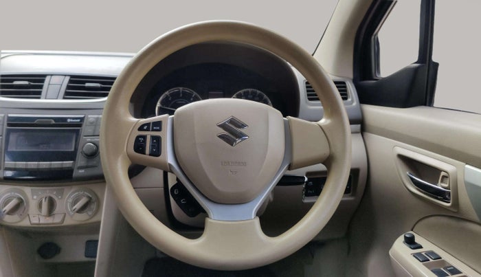 2016 Maruti Ertiga VDI SHVS, Diesel, Manual, 67,804 km, Steering Wheel Close Up