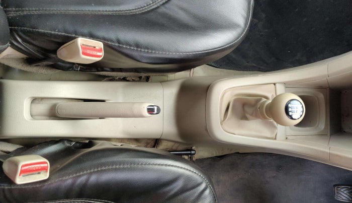 2016 Maruti Ertiga VDI SHVS, Diesel, Manual, 67,804 km, Gear Lever