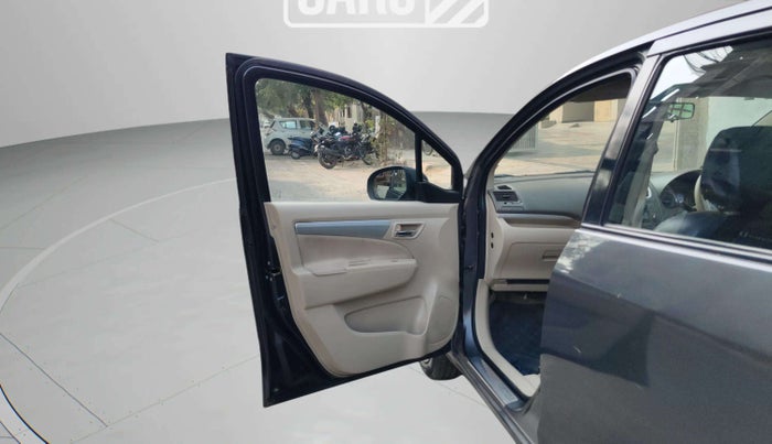 2016 Maruti Ertiga VDI SHVS, Diesel, Manual, 67,804 km, LHS Front Door