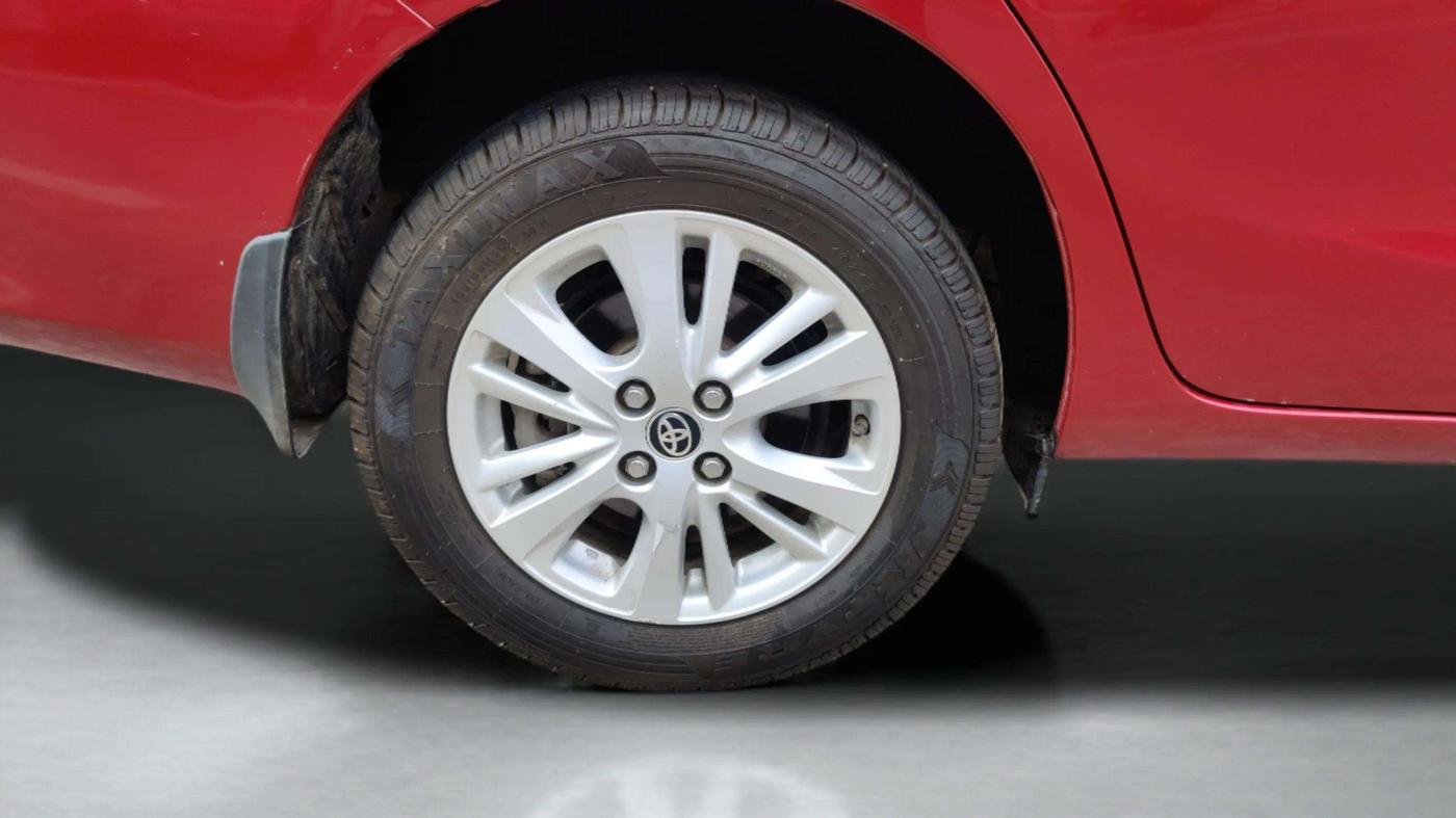 2018 Toyota YARIS VX CVT, Petrol, Automatic, 31,620 km, Right Rear Wheel