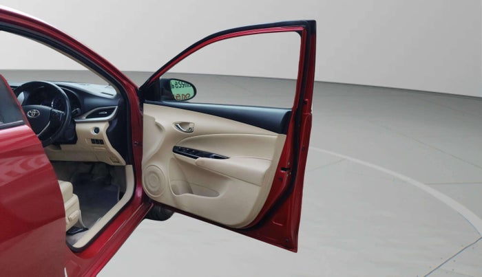 2018 Toyota YARIS VX CVT, Petrol, Automatic, 31,620 km, RHS Front Door