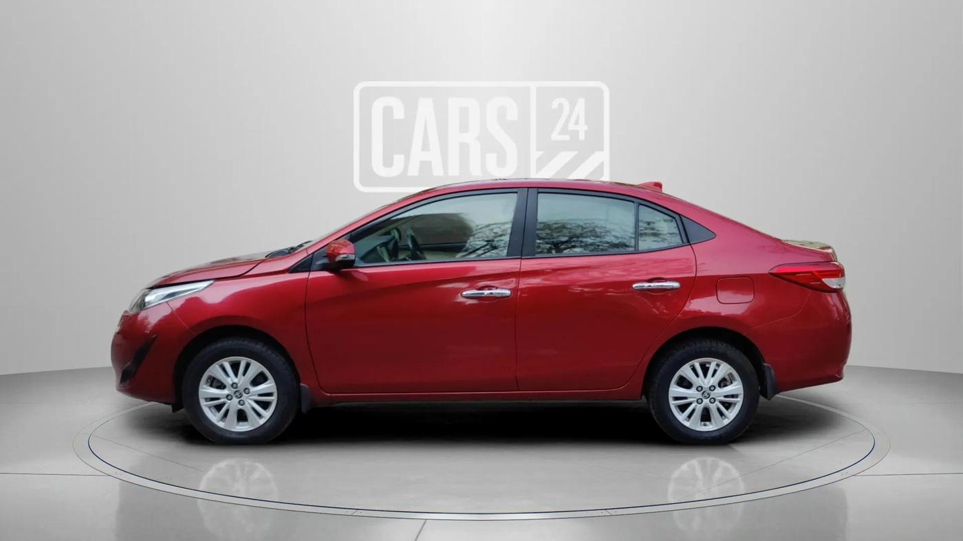 2018 Toyota YARIS VX CVT, Petrol, Automatic, 31,620 km, Left Side