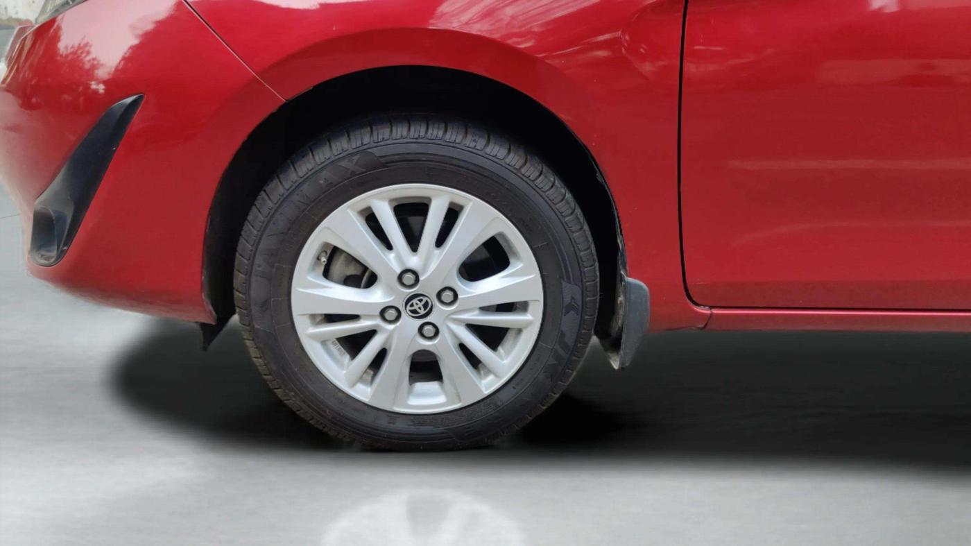 2018 Toyota YARIS VX CVT, Petrol, Automatic, 31,620 km, Left Front Wheel