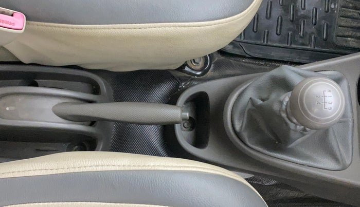 2015 Toyota Etios GD, Diesel, Manual, 86,134 km, Gear Lever