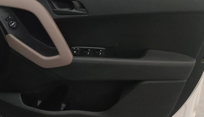 2017 Hyundai Creta E PLUS 1.6 PETROL, Petrol, Manual, 41,781 km, Driver Side Door Panels Control