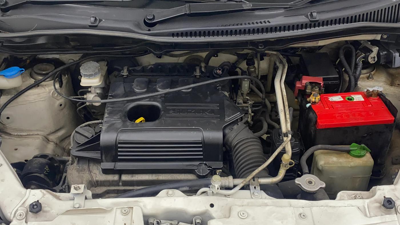 2016 Maruti Wagon R 1.0 VXI, Petrol, Manual, 1,11,095 km, Engine View
