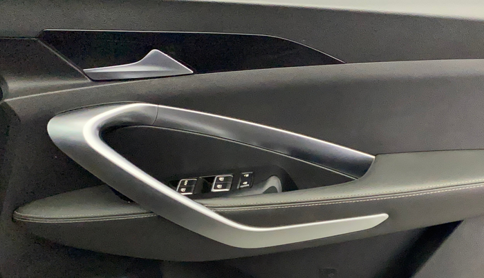 2019 MG HECTOR SHARP 1.5 DCT PETROL, Petrol, Automatic, 71,198 km, Driver Side Door Panels Control