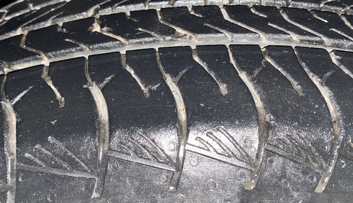 2019 MG HECTOR SHARP 1.5 DCT PETROL, Petrol, Automatic, 71,198 km, Right Front Tyre Tread