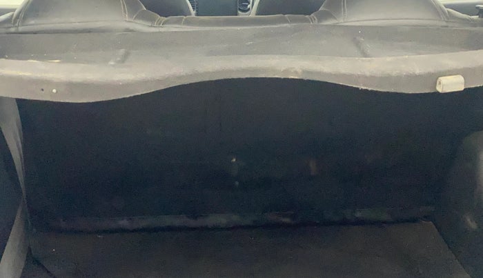 2016 Hyundai Grand i10 SPORTZ 1.2 KAPPA VTVT, Petrol, Manual, 72,466 km, Boot Inside