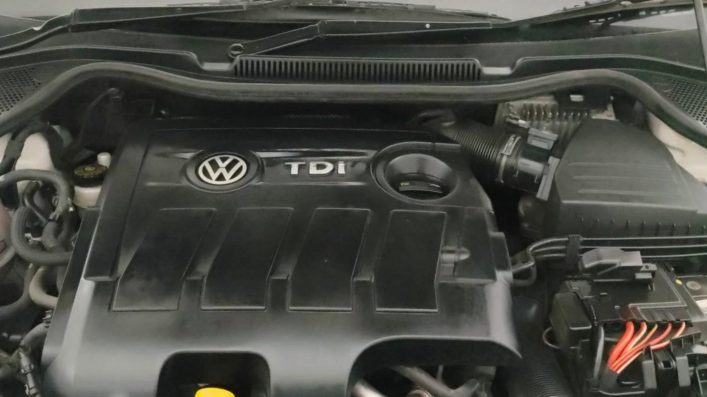 2018 Volkswagen Ameo HIGHLINE PLUS 1.5L AT 16 ALLOY, Diesel, Automatic, 20,310 km, Engine View
