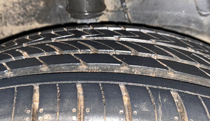 2022 Tata NEXON XZ PLUS PETROL, Petrol, Manual, 86,816 km, Right Rear Tyre Tread