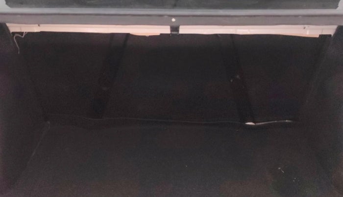 2018 Maruti Dzire ZXI, Petrol, Manual, 70,923 km, Boot Inside