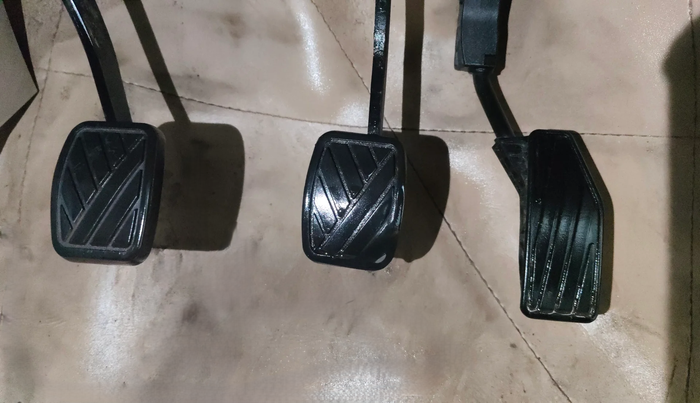 2018 Maruti Dzire ZXI, Petrol, Manual, 70,923 km, Pedals