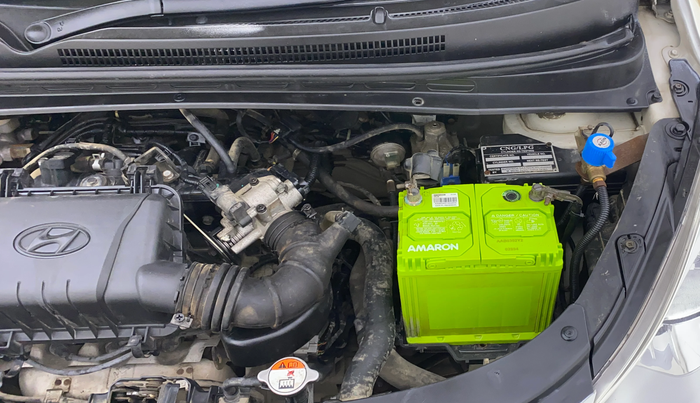 2015 Hyundai i10 MAGNA 1.1, CNG, Manual, 68,805 km, Engine View - Left