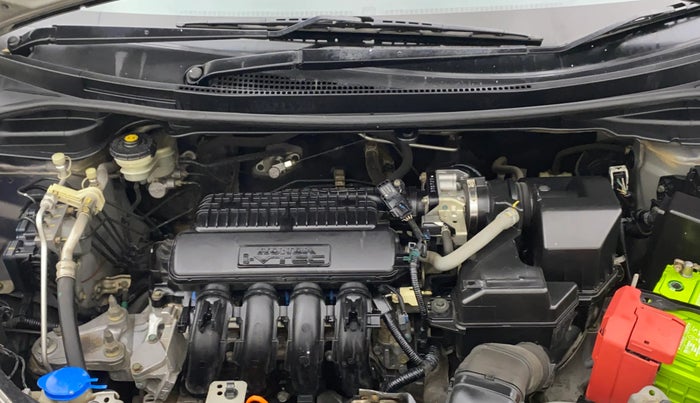 2017 Honda Jazz 1.2L I-VTEC V, Petrol, Manual, 46,359 km, Engine View